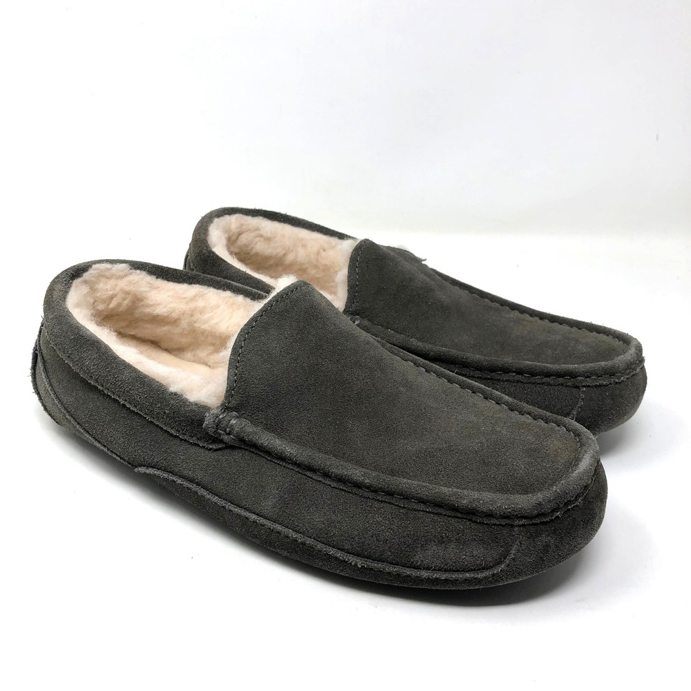 UGG Ascot Slipper Mens 9 Charcoal Grey Suede Shearling‎ Lined Comfort Cozy